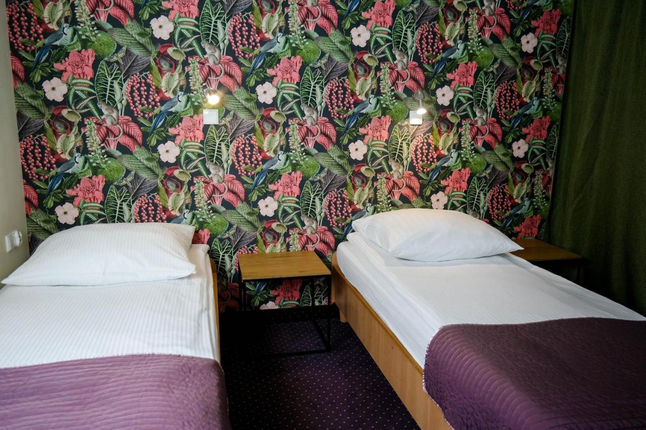 Hotel George Nadarzyn Eksteriør billede